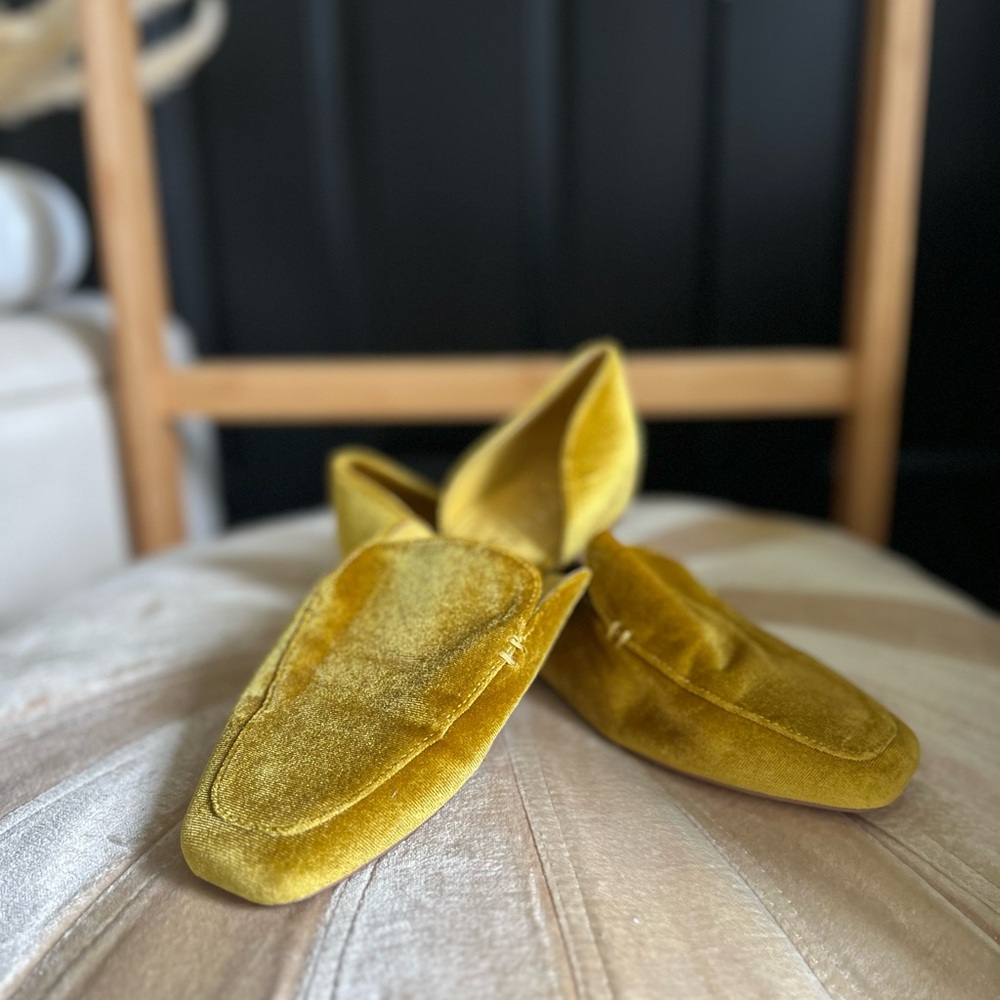 Elegant Yellow Velvet Moccasins for Women